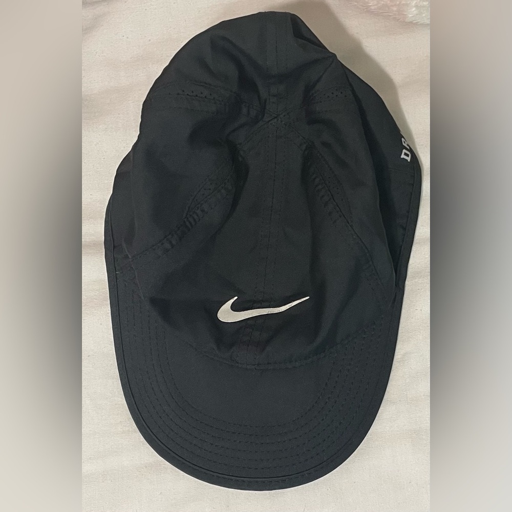 Nike Featherlight Dri-Fit Baseball Cap